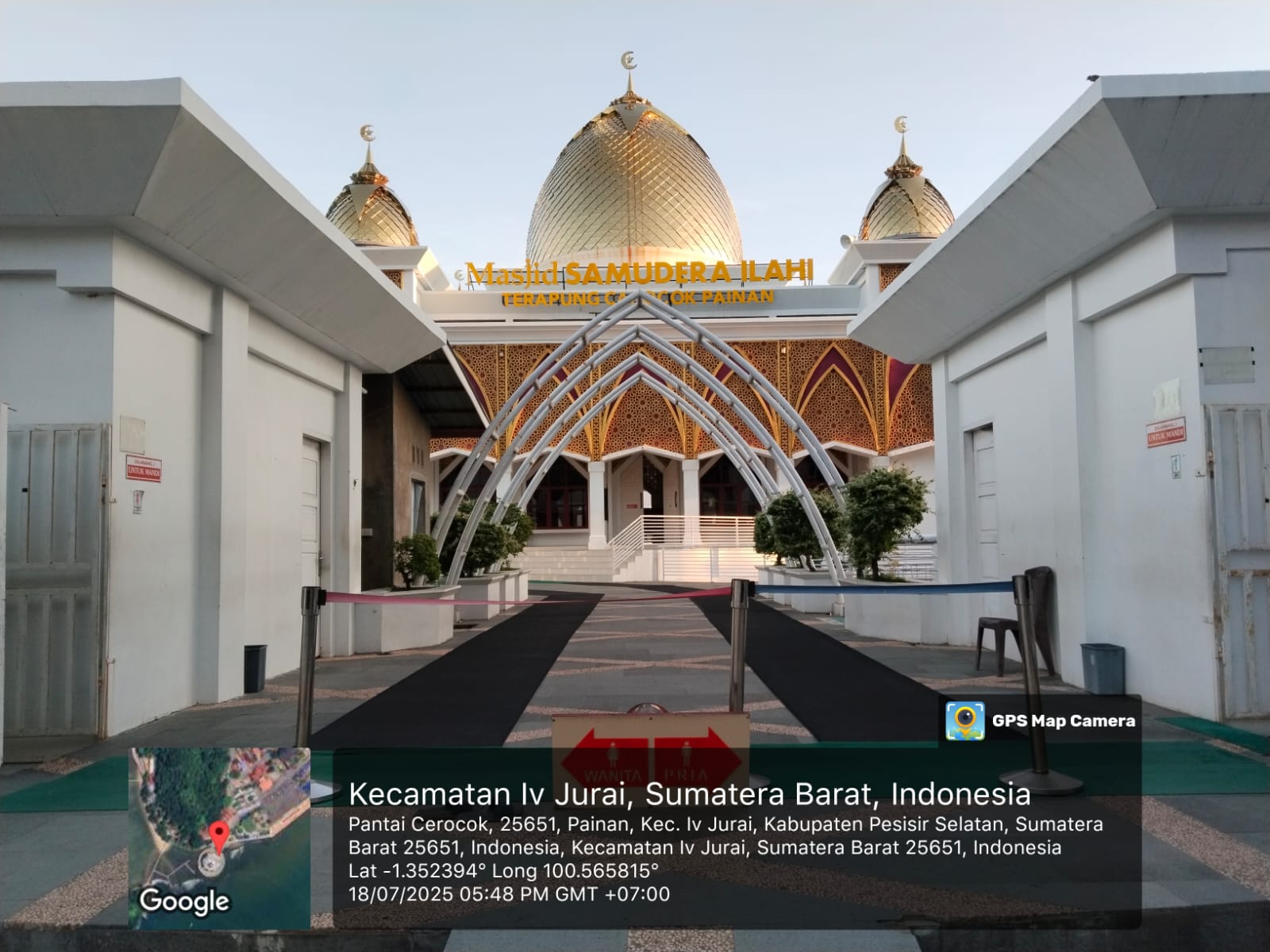 TERAPUNG SAMUDERA ILAHI