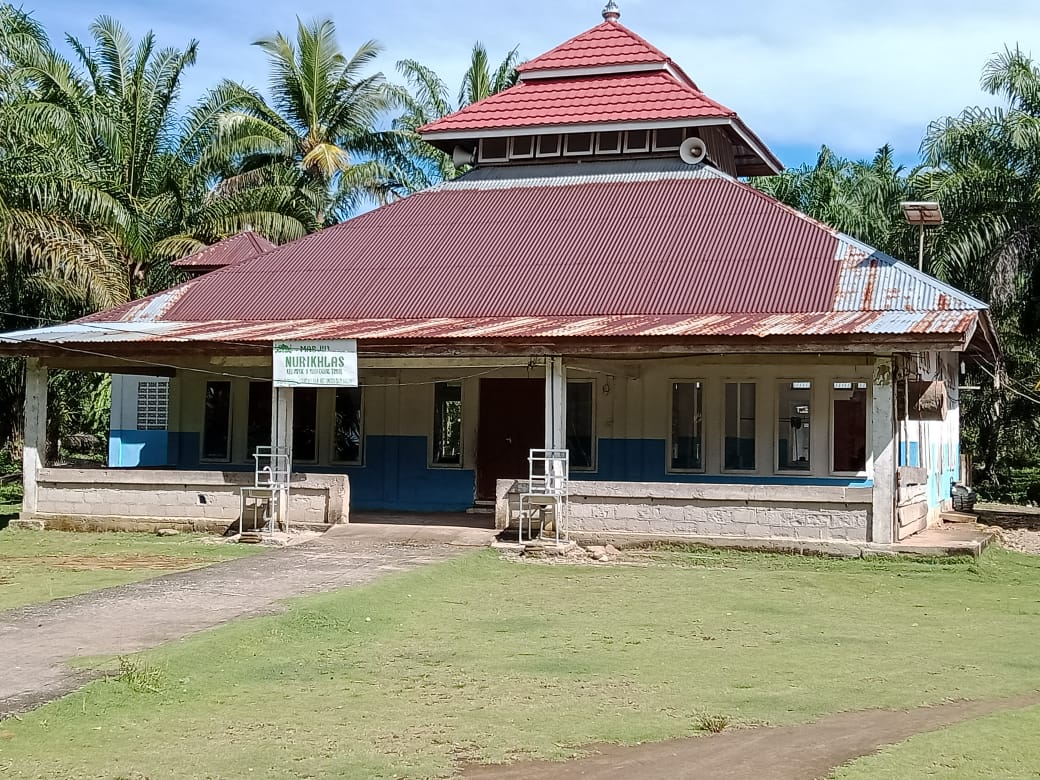 NUURUL IKHLAS