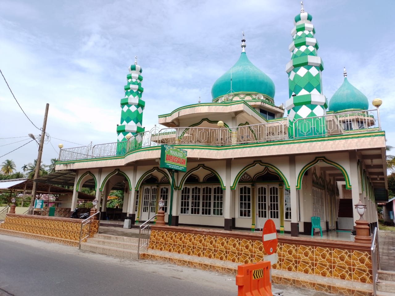 MASJID DARUSSALAM KAMPUANG JAMBAK