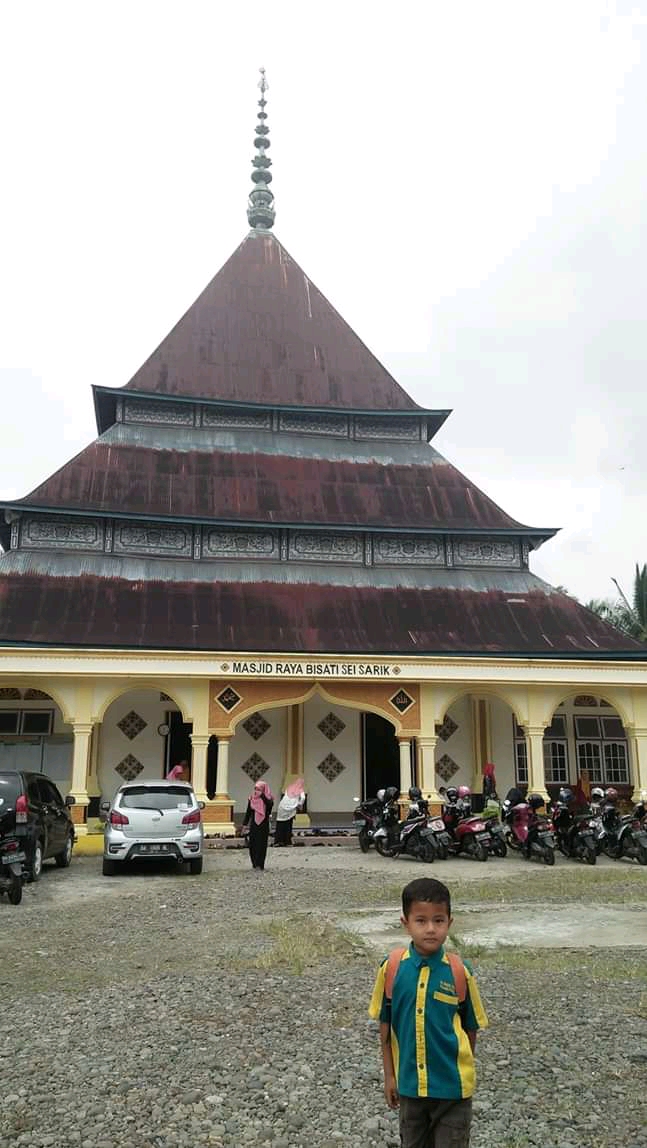 Raya Bisati