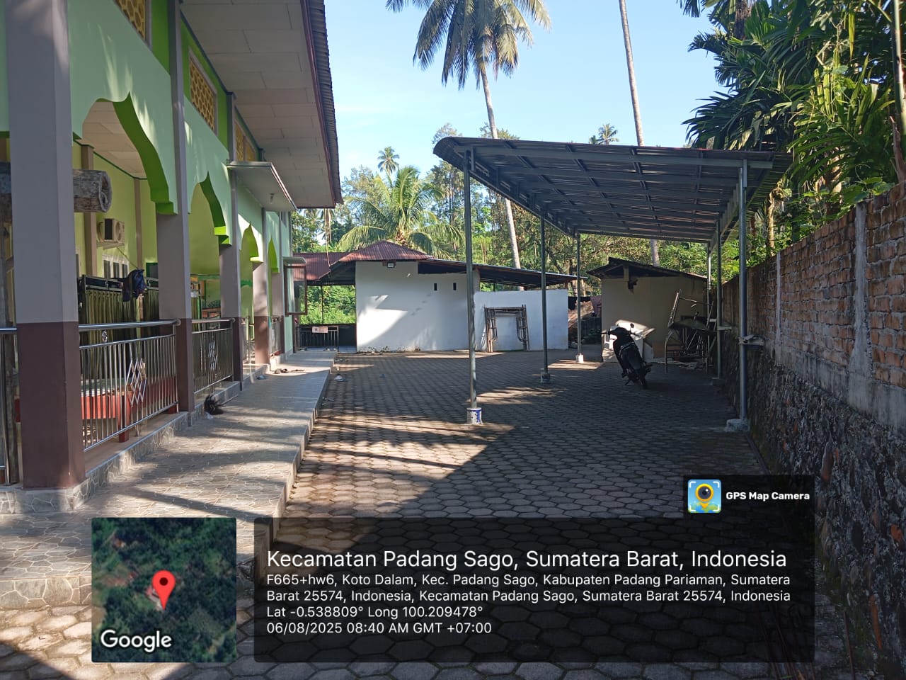 RAYA KAMPUNG LAMBAH