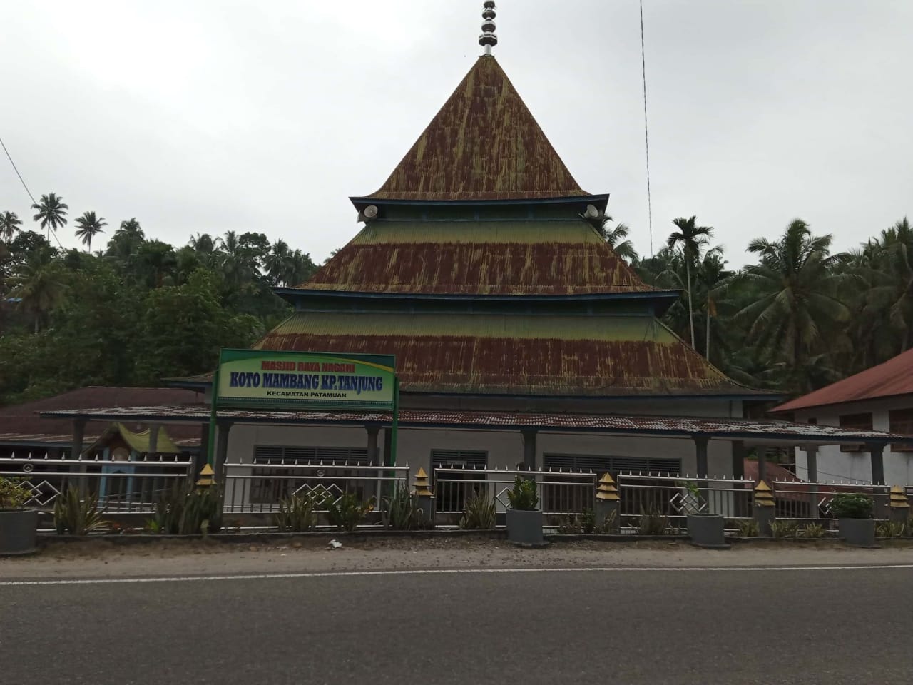RAYA KOTO MAMBANG KAMPUANG TANJUANG
