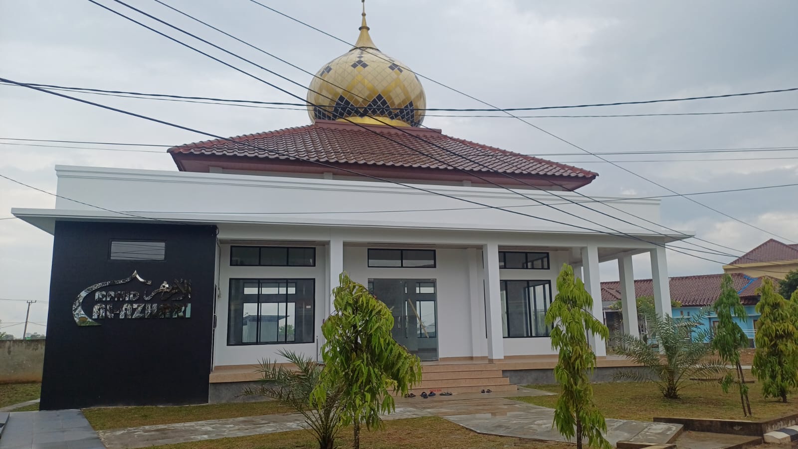 AL-AZHARI