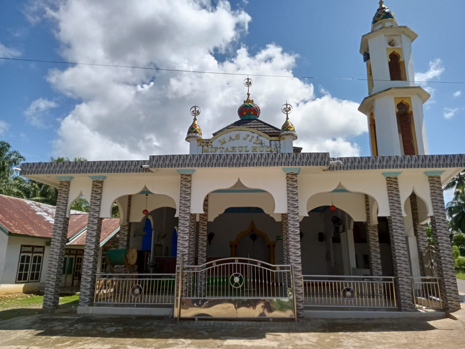 MIFTAHUL HUDA