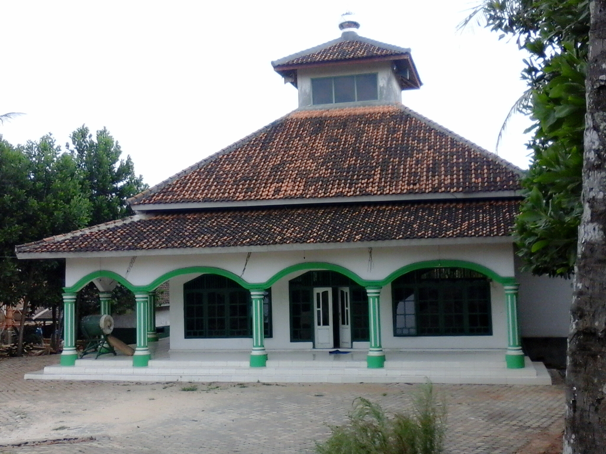 AL MUJABBAR