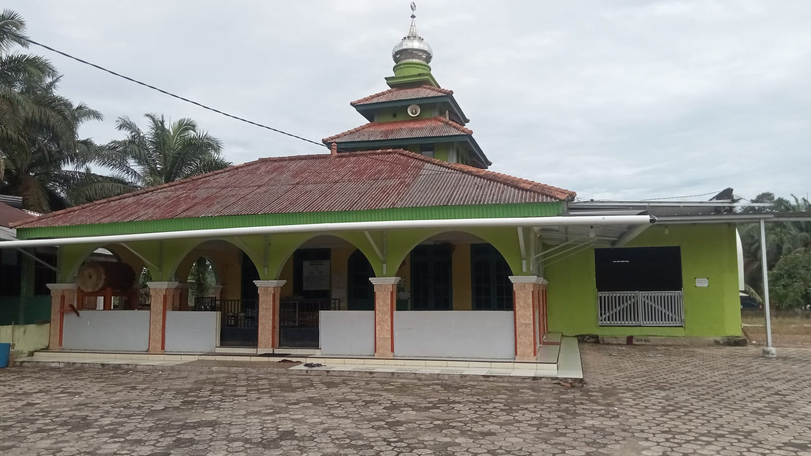AL-MUHAJIRIN