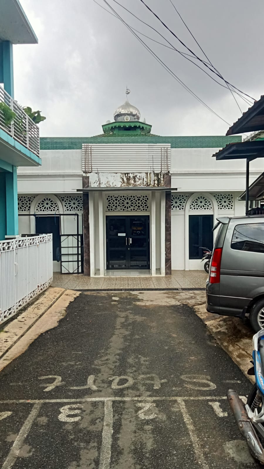 AL-MUKMINUN