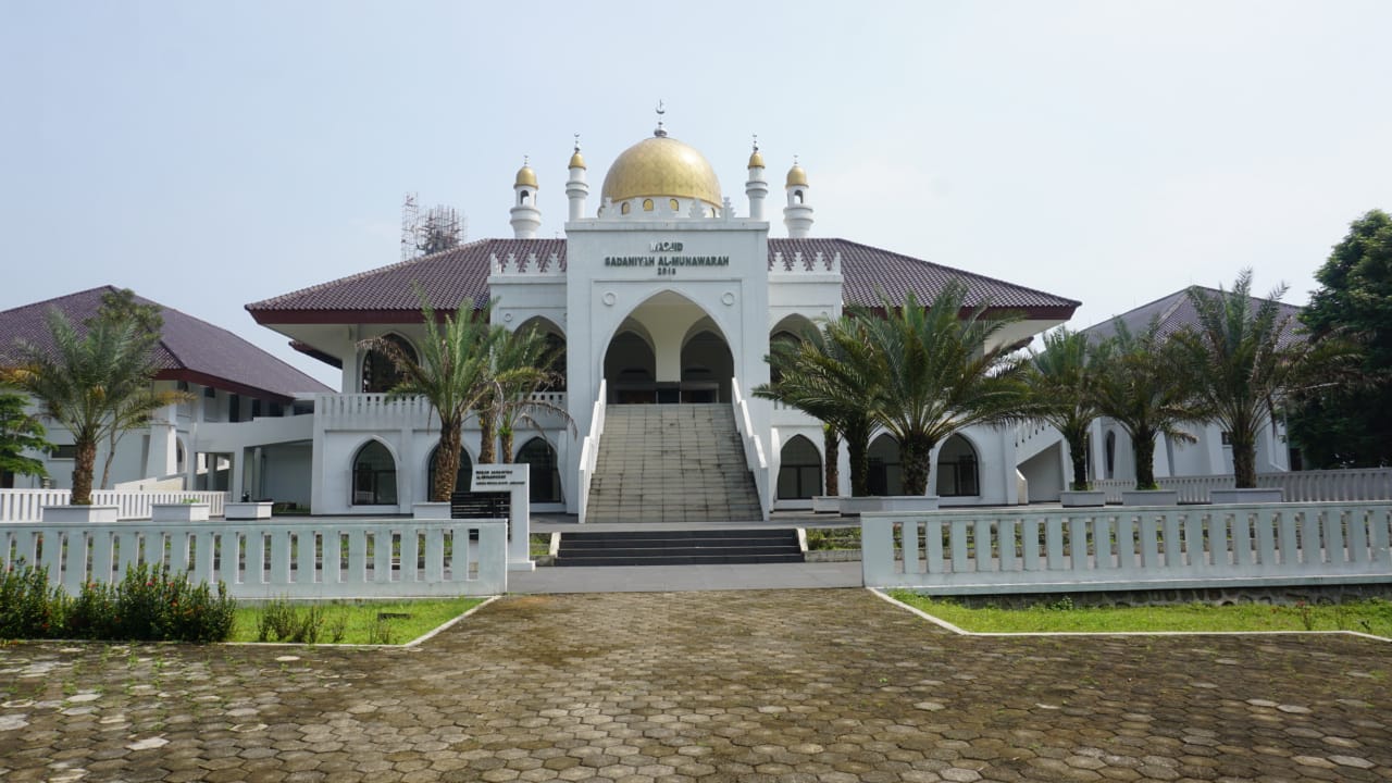 SADANIYAH AL-MUNAWAROH