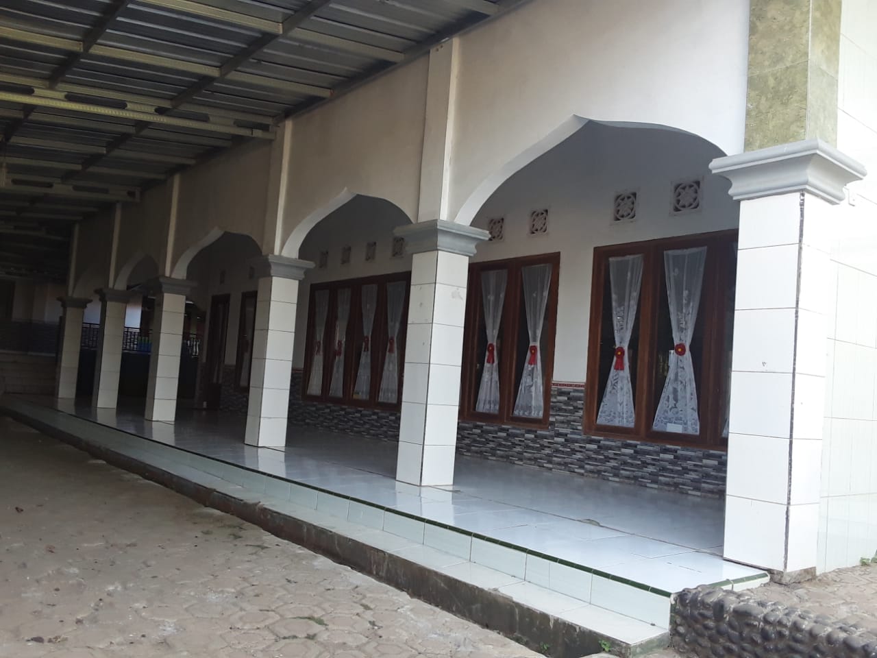 SYAFA'ATUL IKHWAN