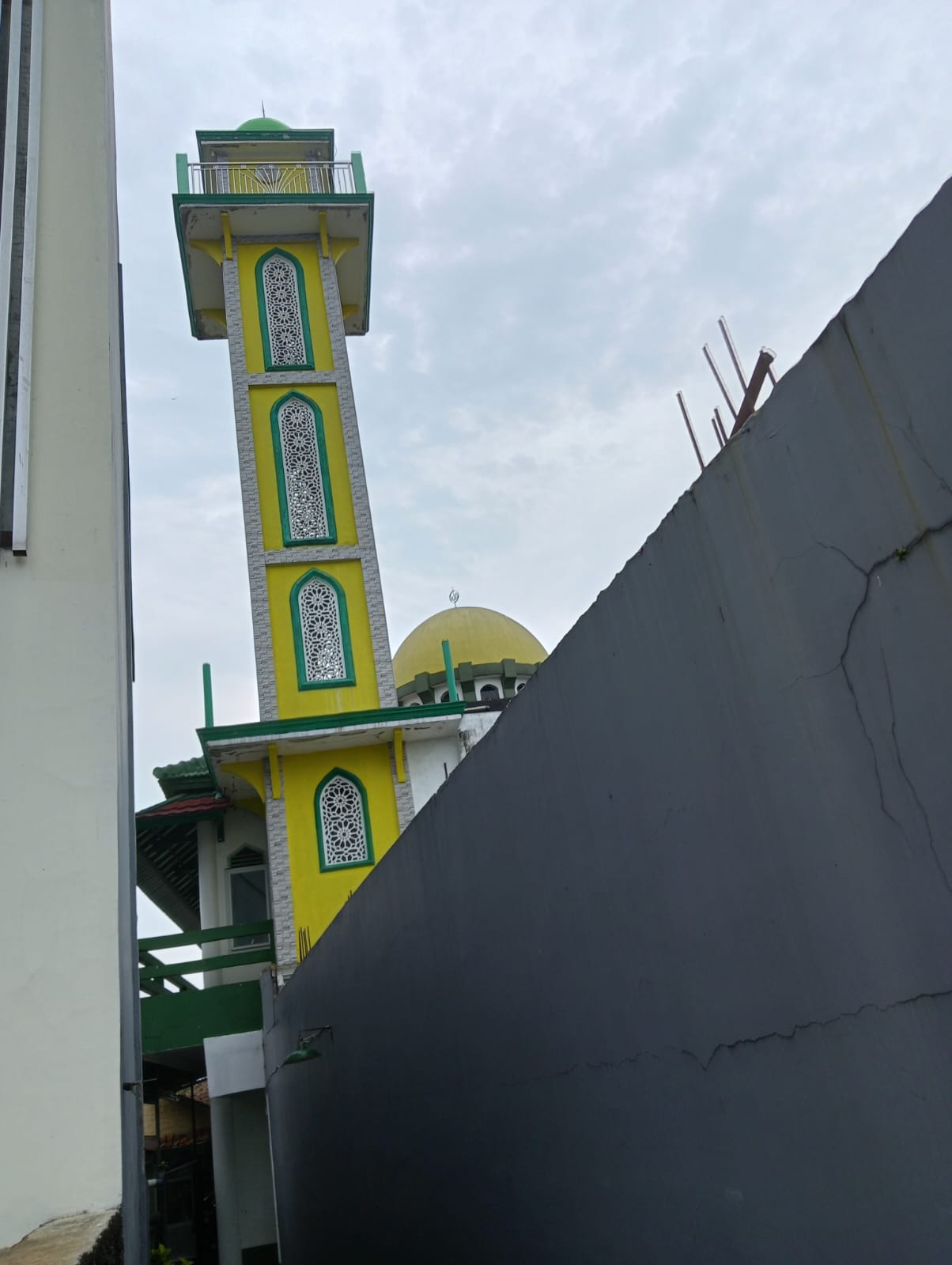 AL-HIKMAH