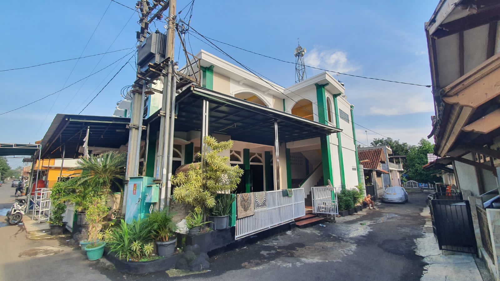 RIYADHUSSHALIHIN
