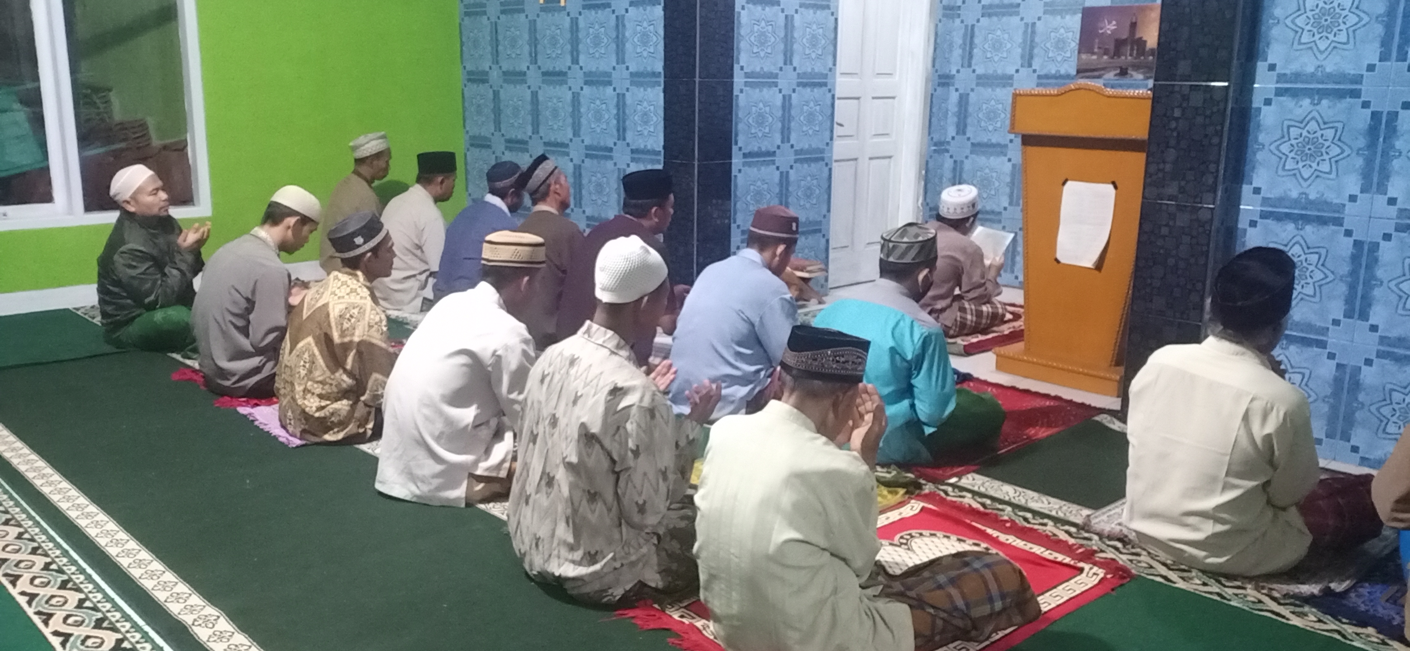 ANWARUL HIKAM