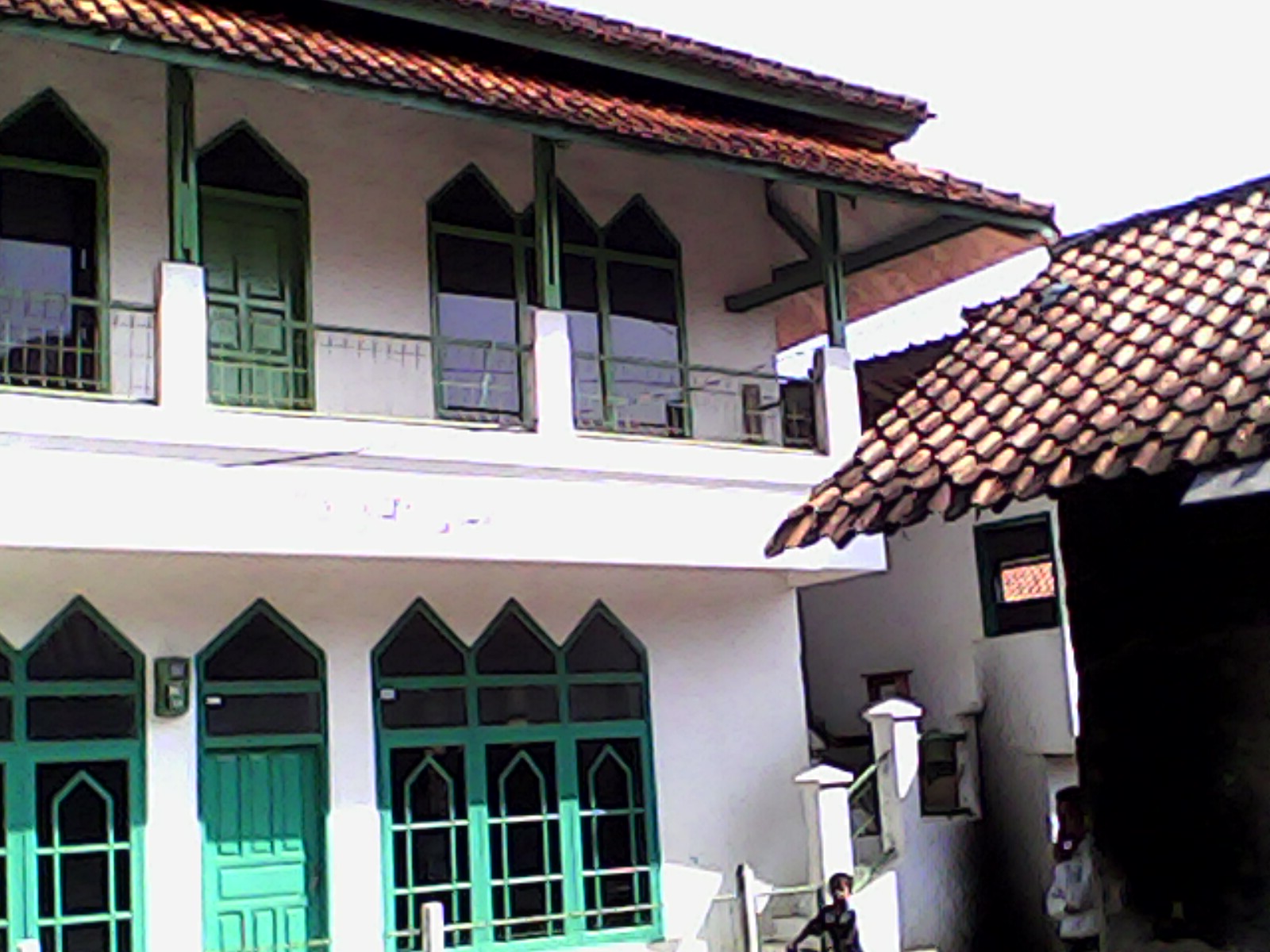 AL-MUNAWAROH