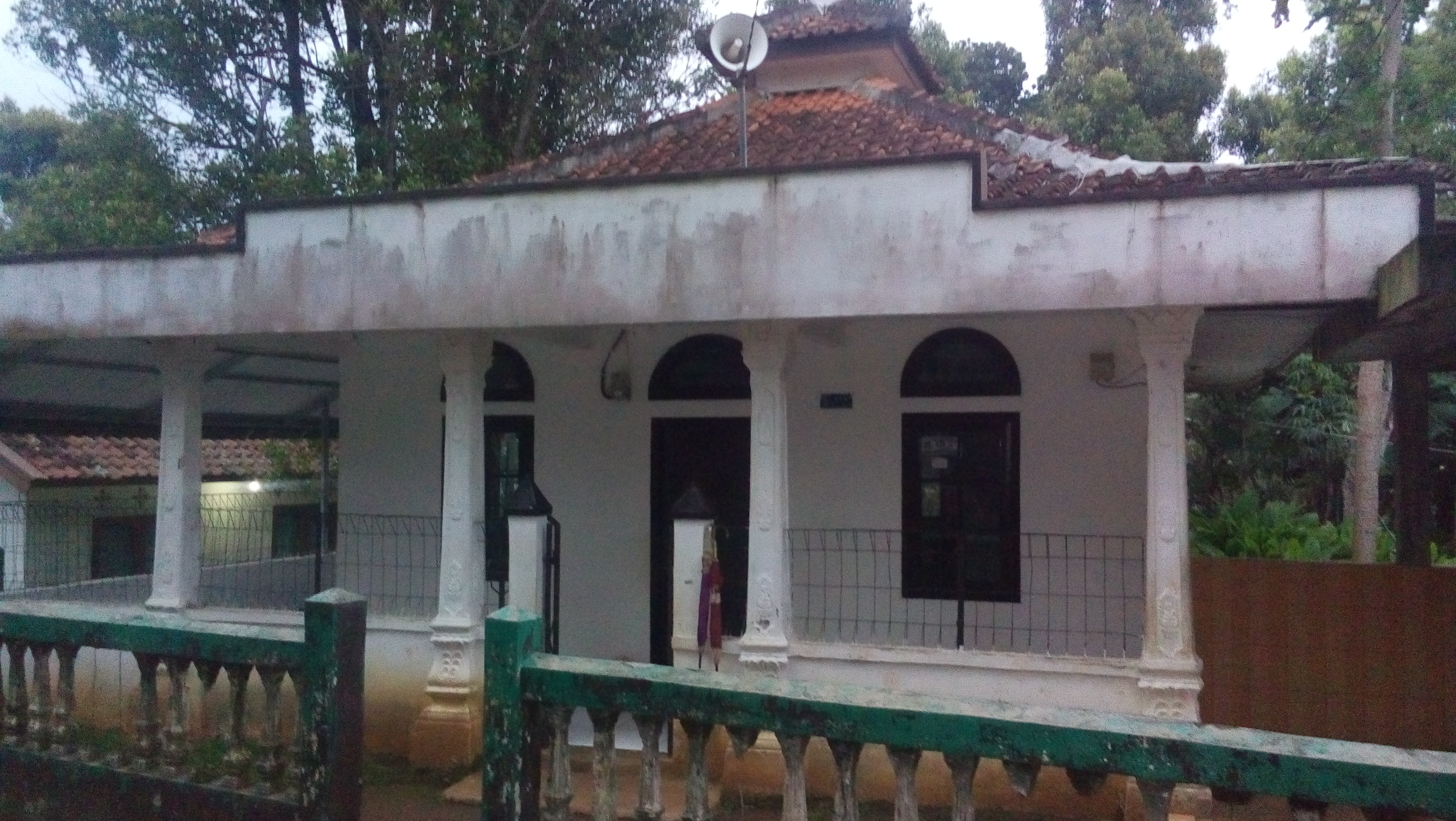 AL-HIKMAH