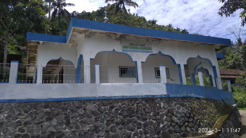 MIFTAHULZANNAH