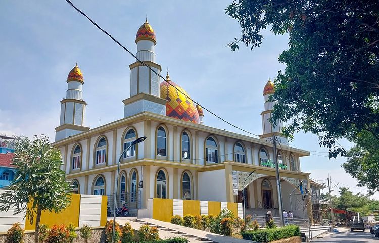 HUSNUL KHOTIMAH