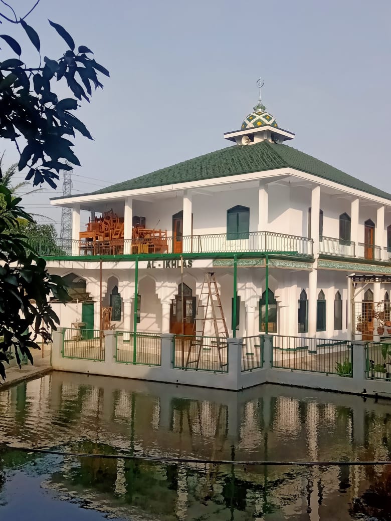 AL-IKHLAS