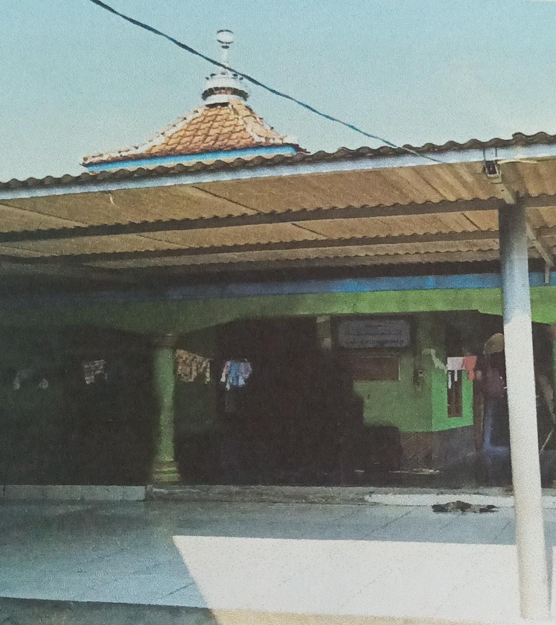 AL-KHUMAESIAH