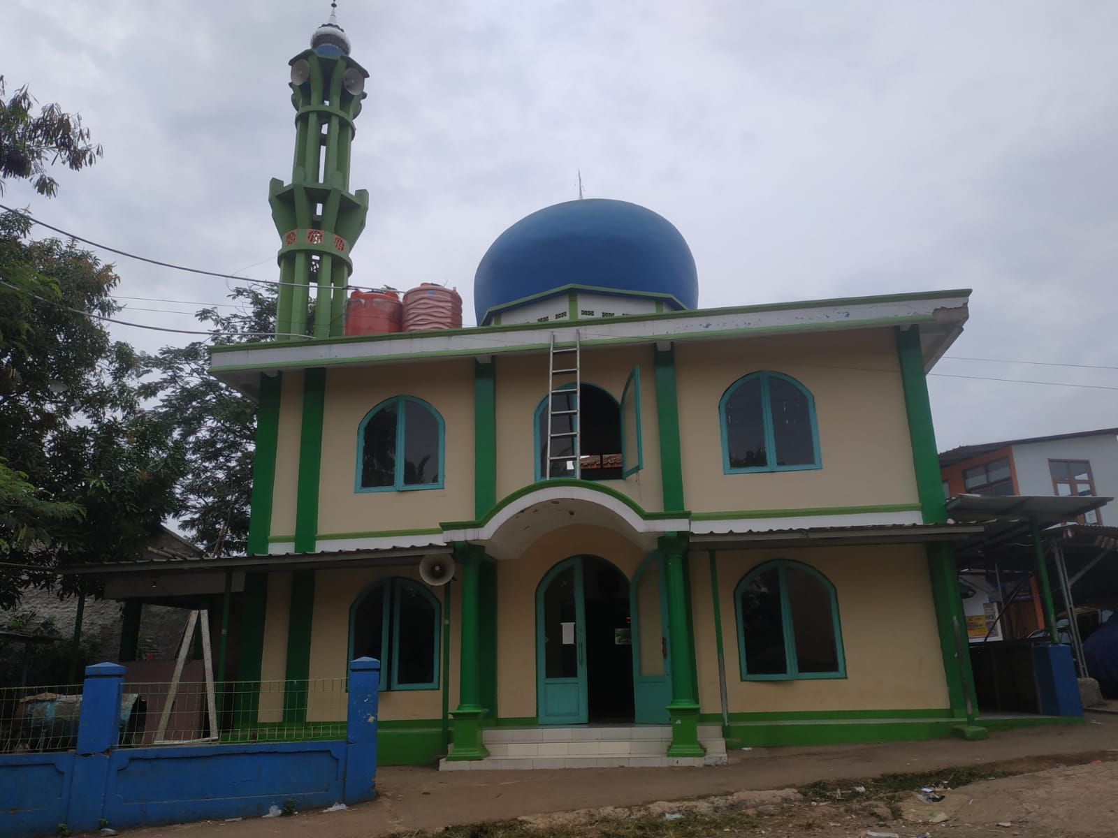 AL-MA'ARIEF