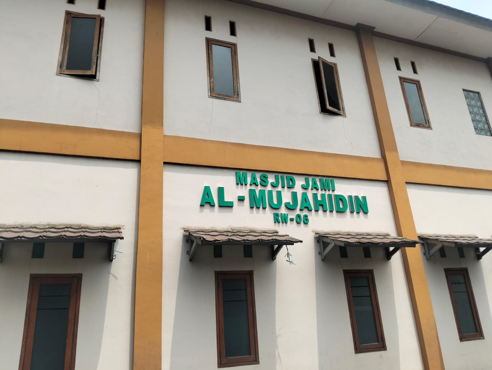 AL-MUJAHIDIN