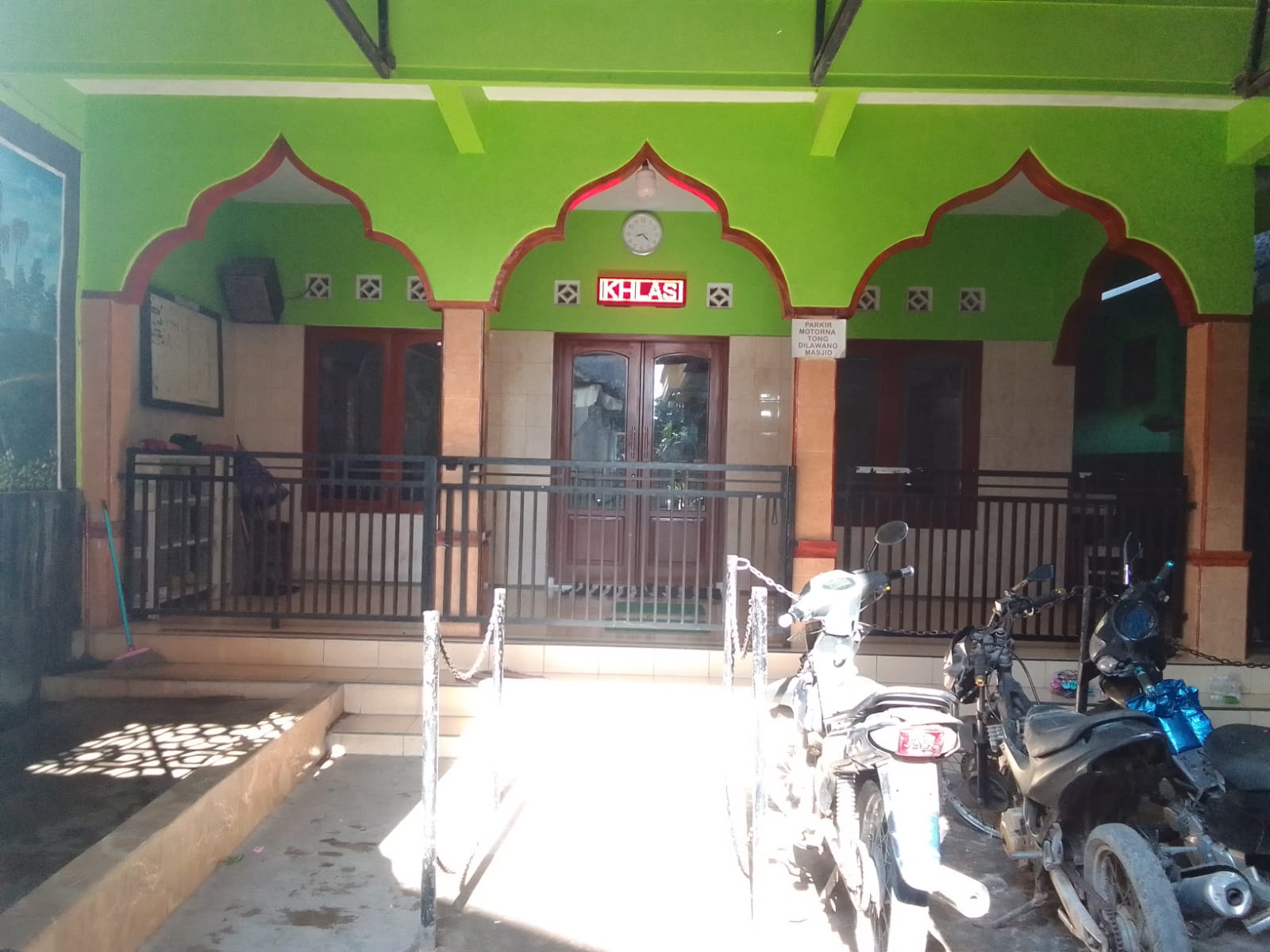 AL-IKHLAS