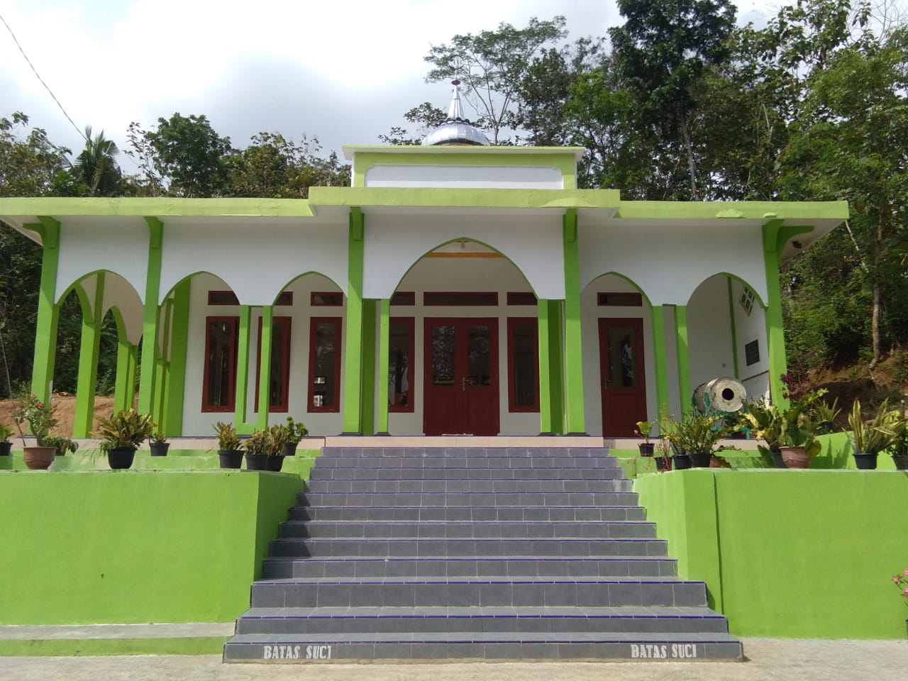 AL-MU'MIN