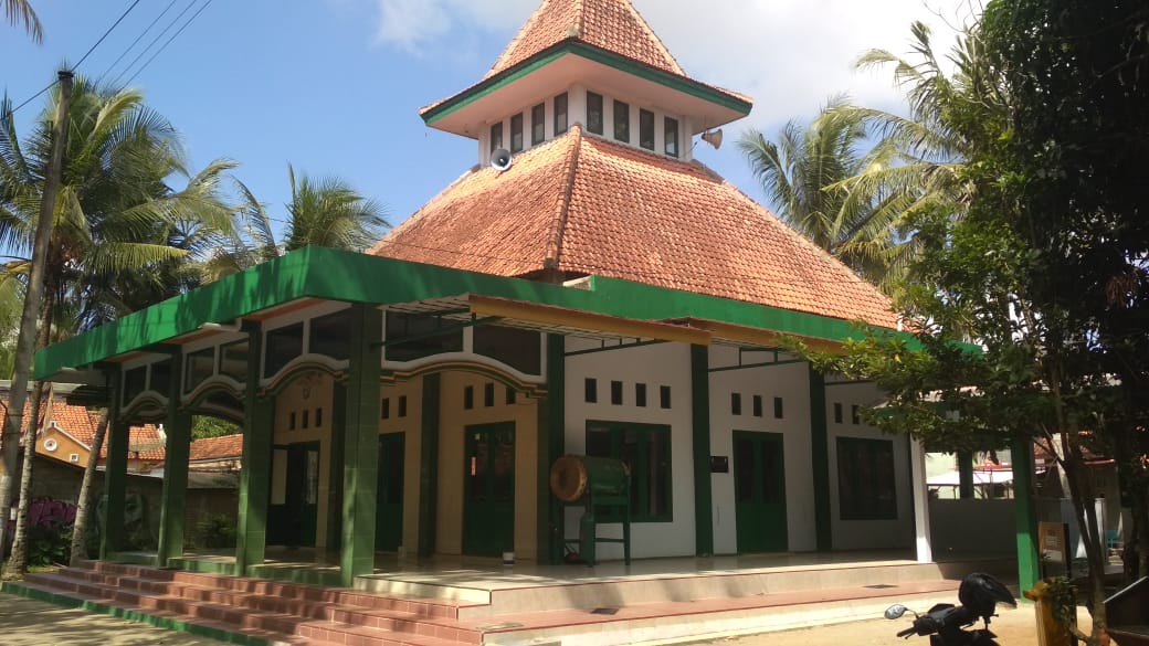 DARUSH SHOLIHIN