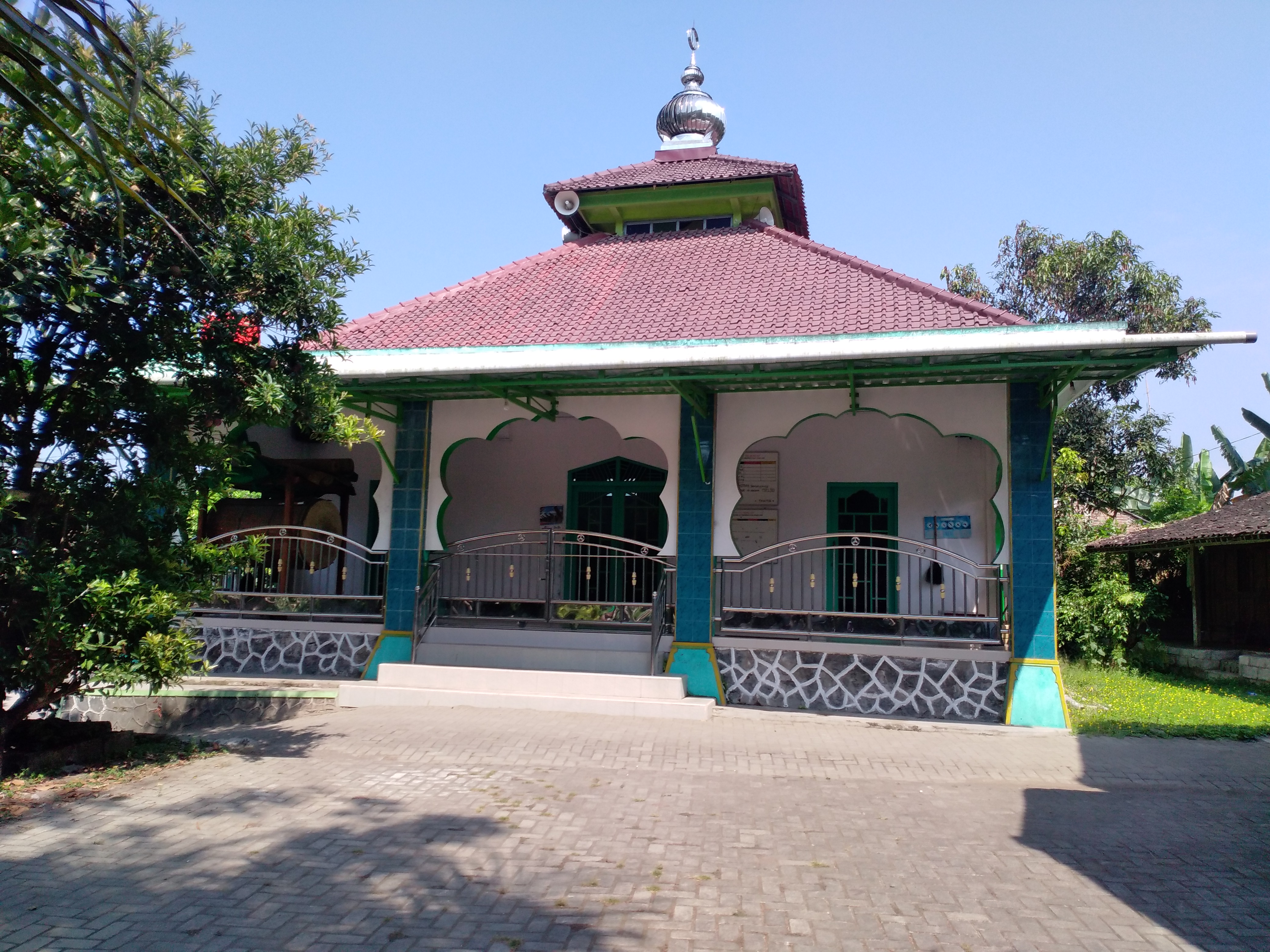 AL-IKHLAS