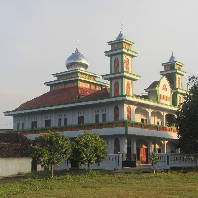 AL-JAMI'