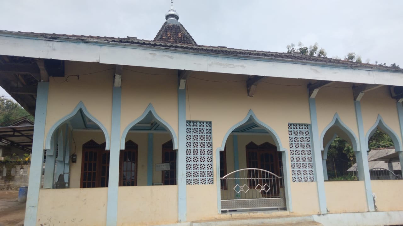 MASJID BAITUR ROHMAN