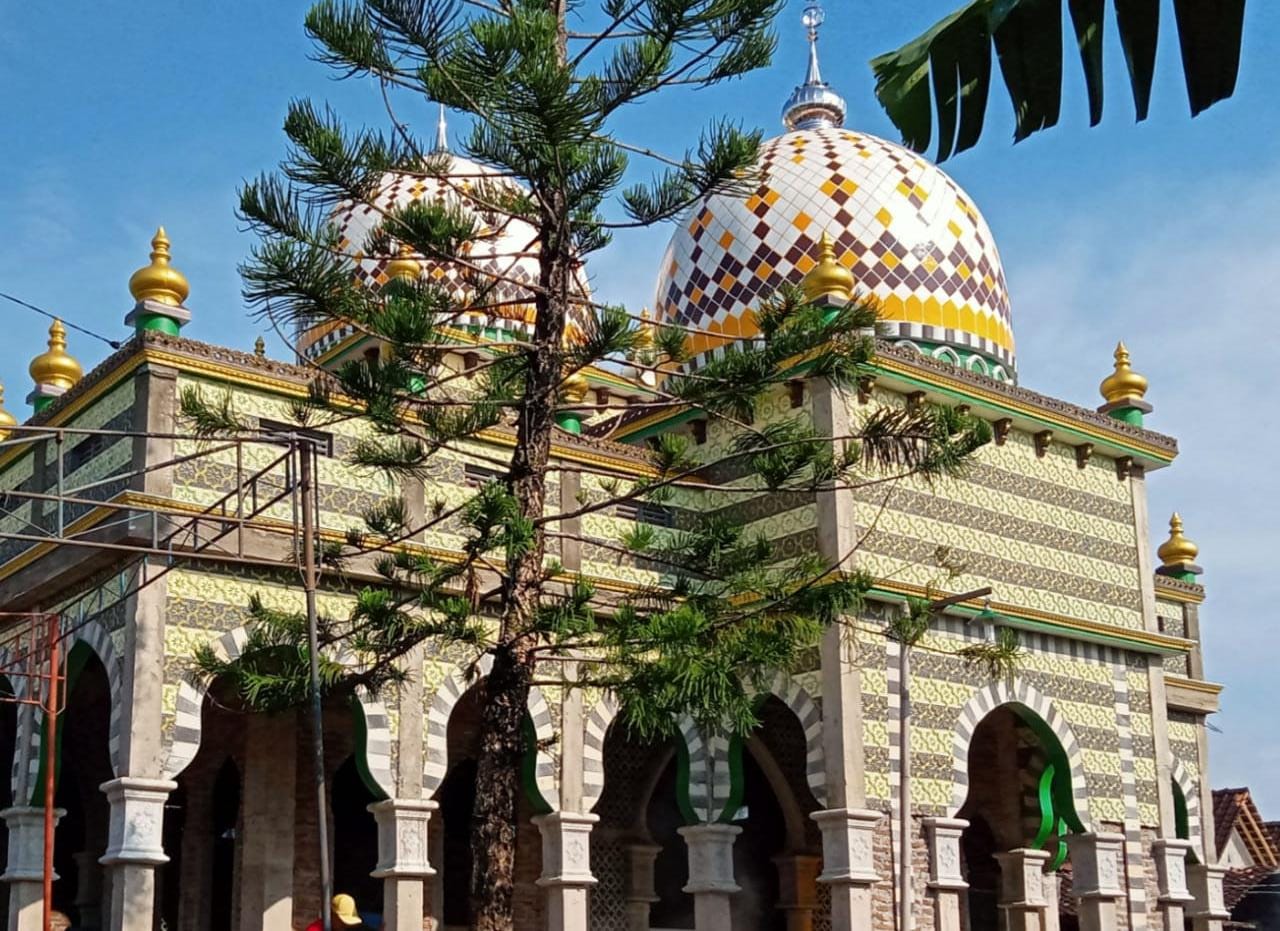 NURUL MUTTAQIIN