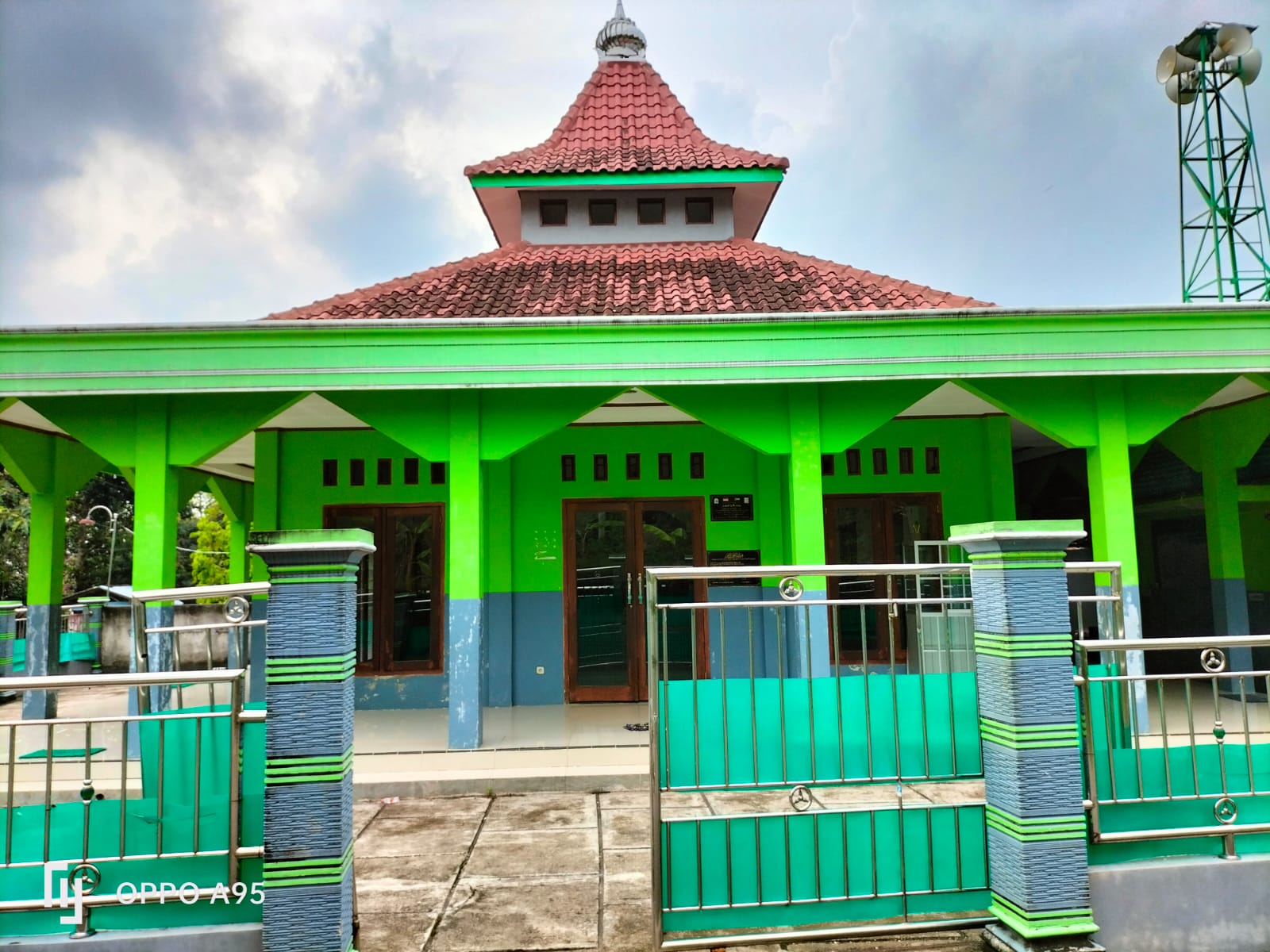 NURUL DHOLAM