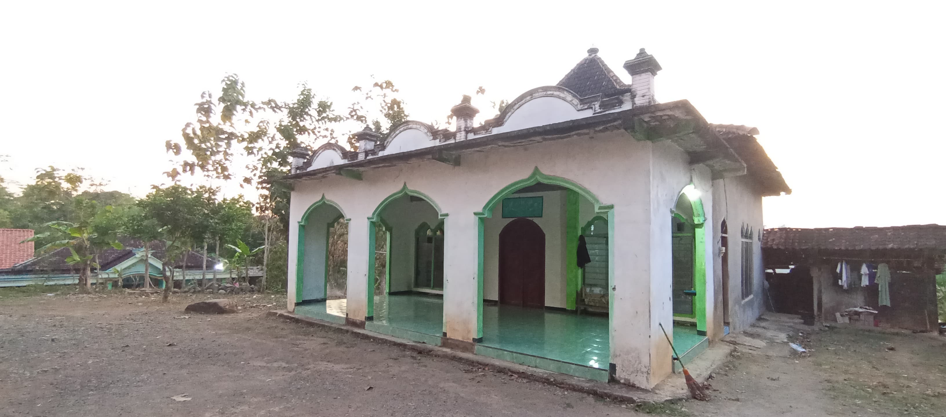 FAJRUL FALAH