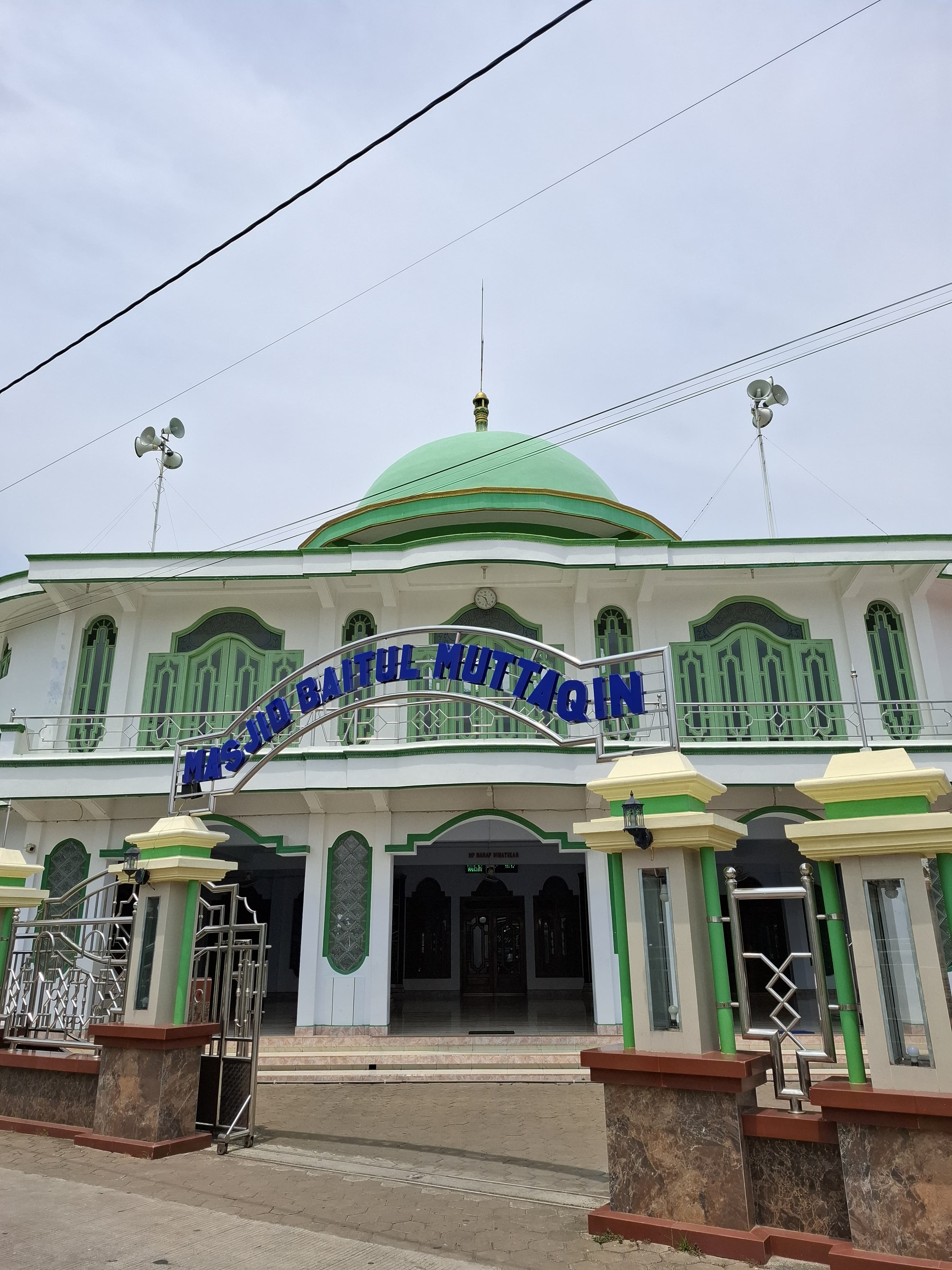 BAITUL MUTTAQIN SAMBILAWANG