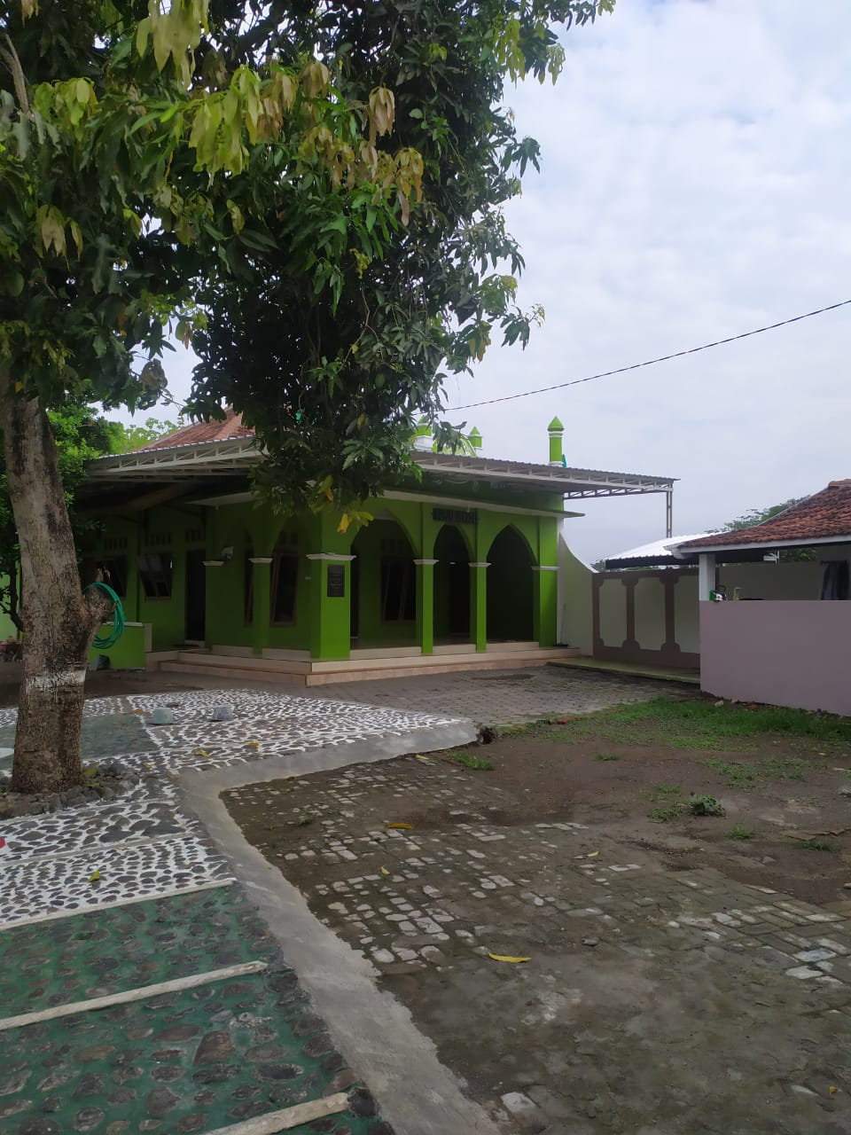 AL-WAZNA WAFIYYUL QUR'AN