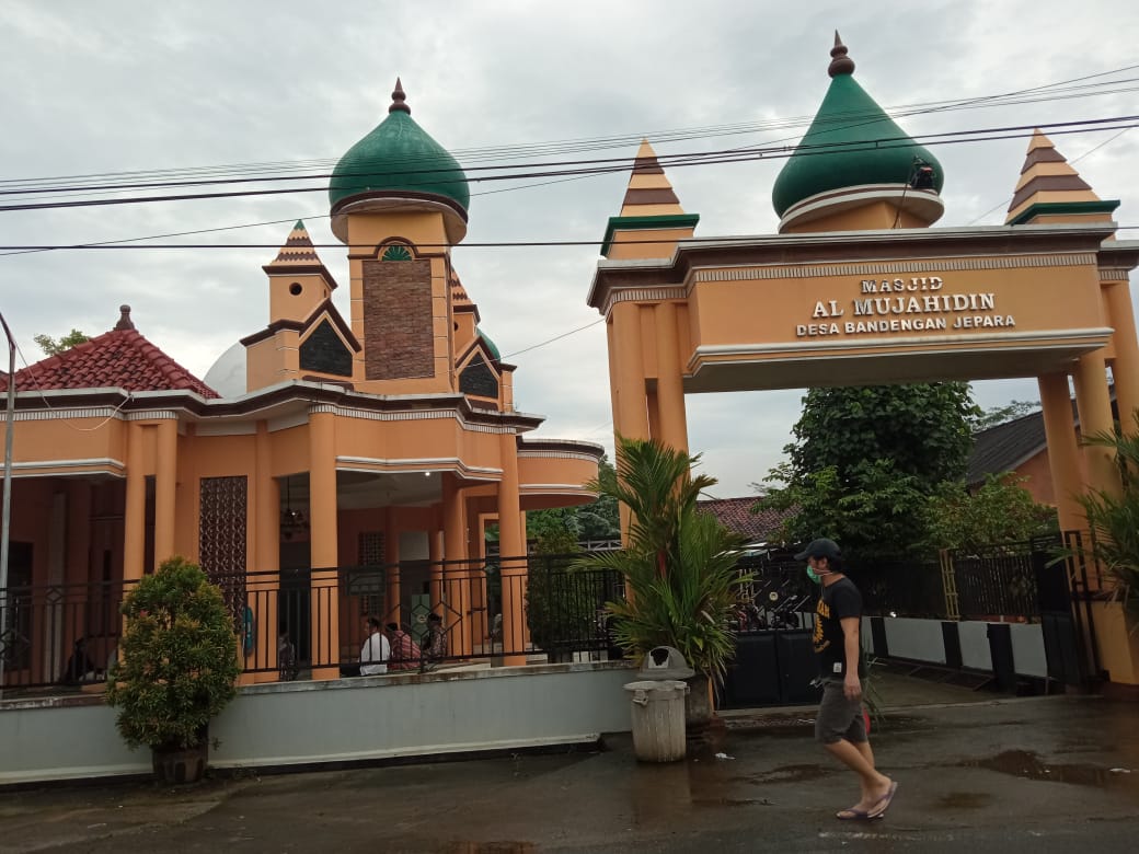 AL-MUJAHIDIN