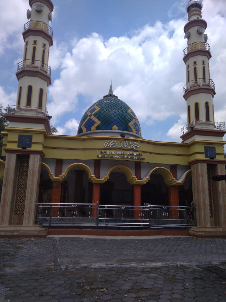 NUR ROHMAT