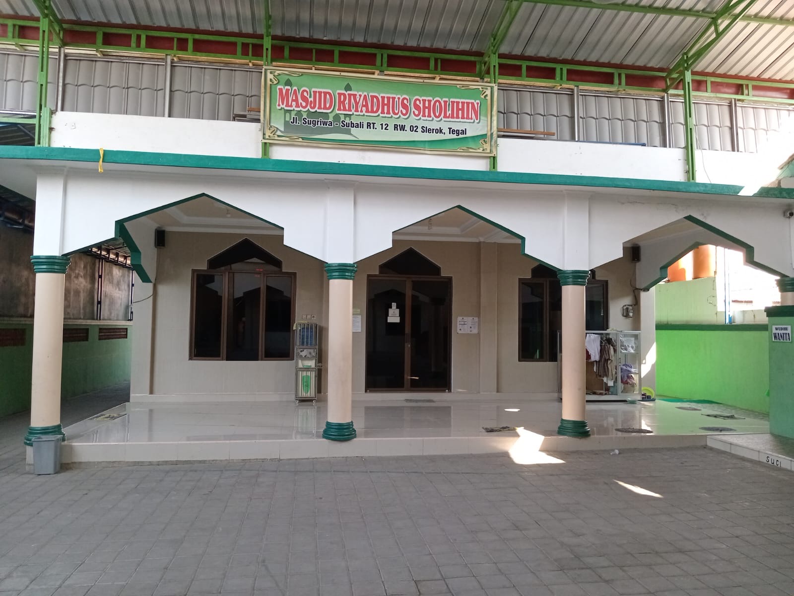 RIYADHUS SHOLIHIN