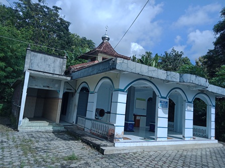 Nur Kholis