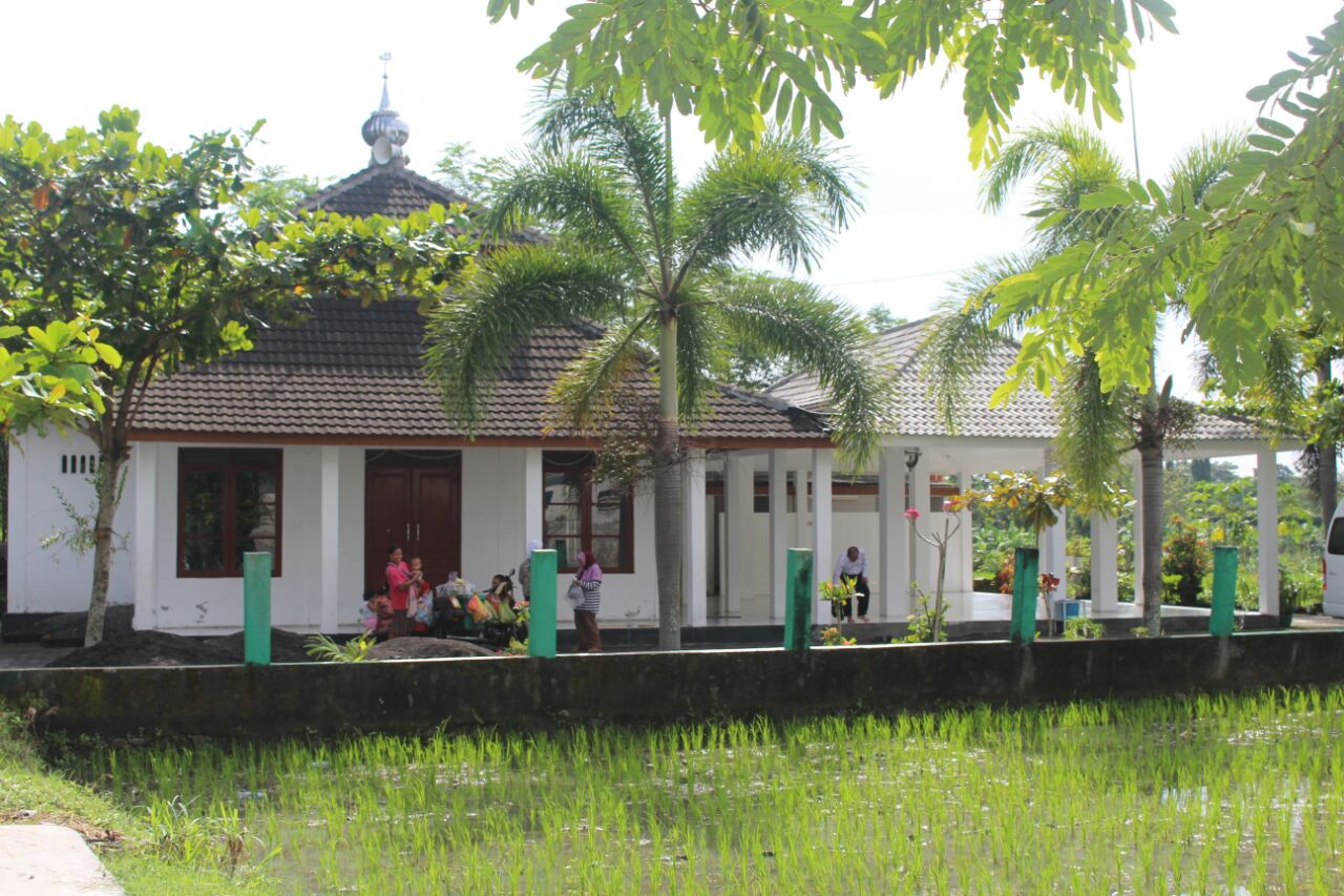DAARUSH SHOLIHIEN