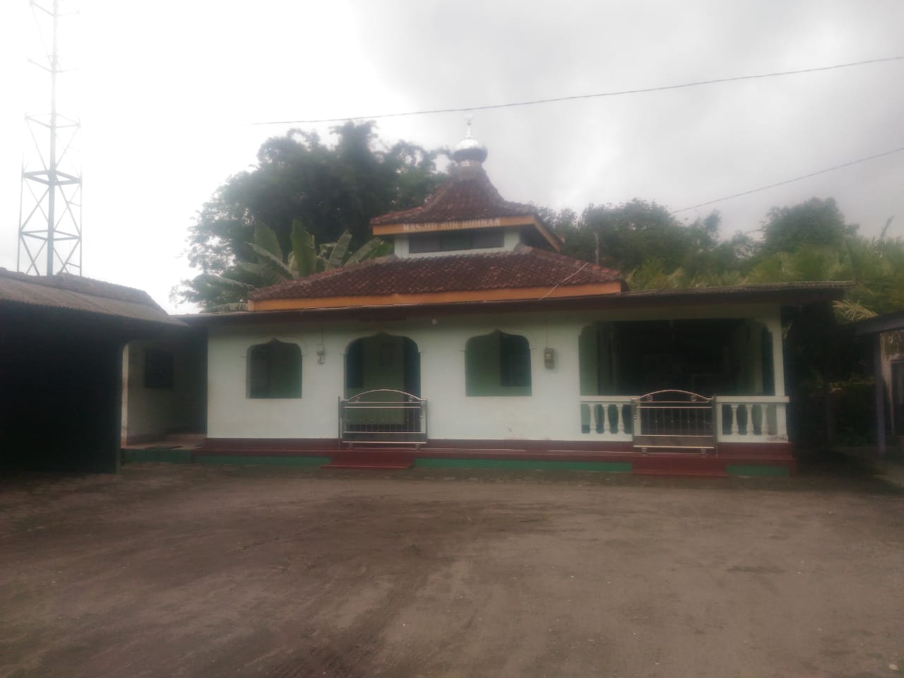 NUR ROHMAN