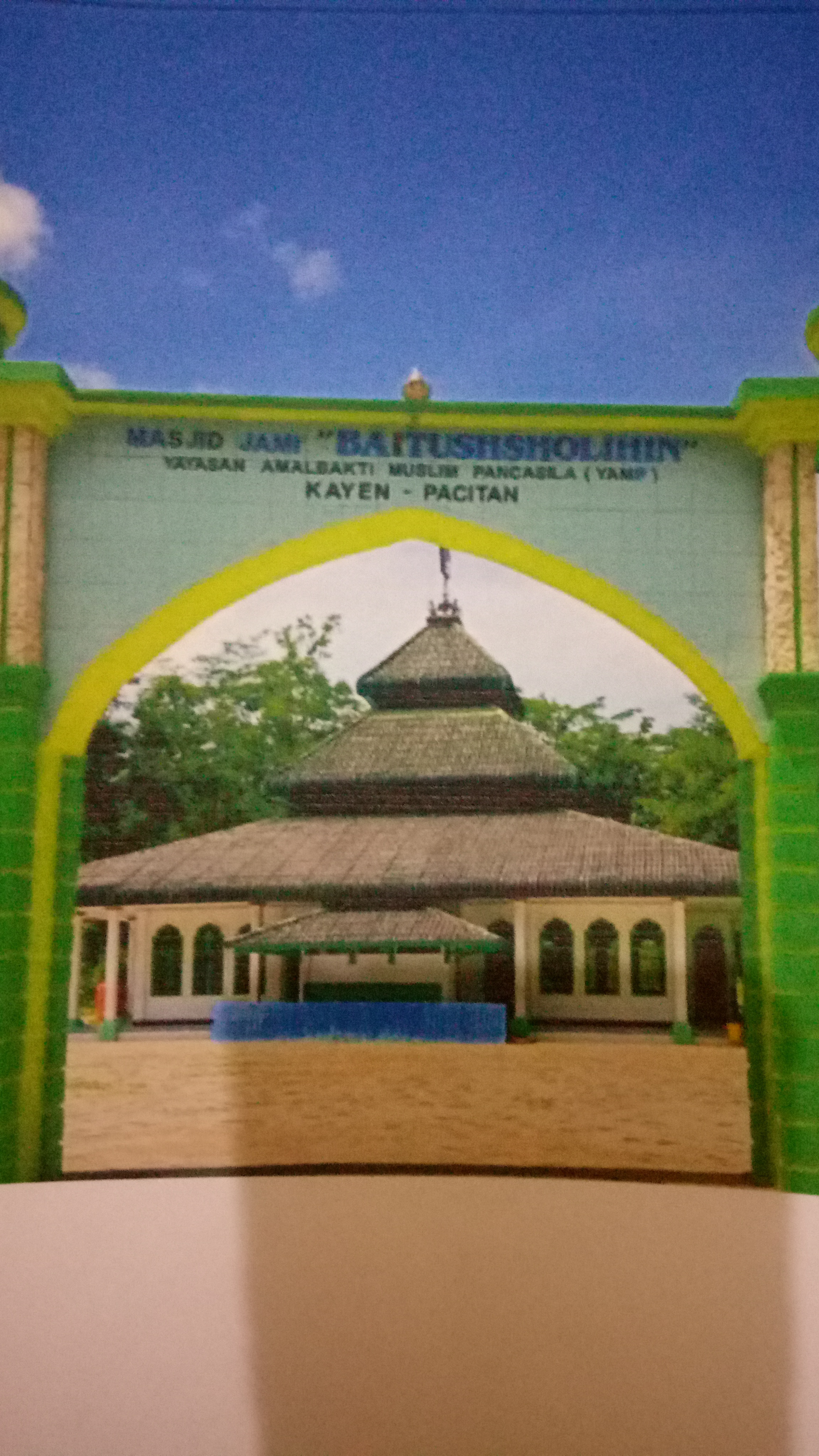 BAITUSH SHOLIHIN