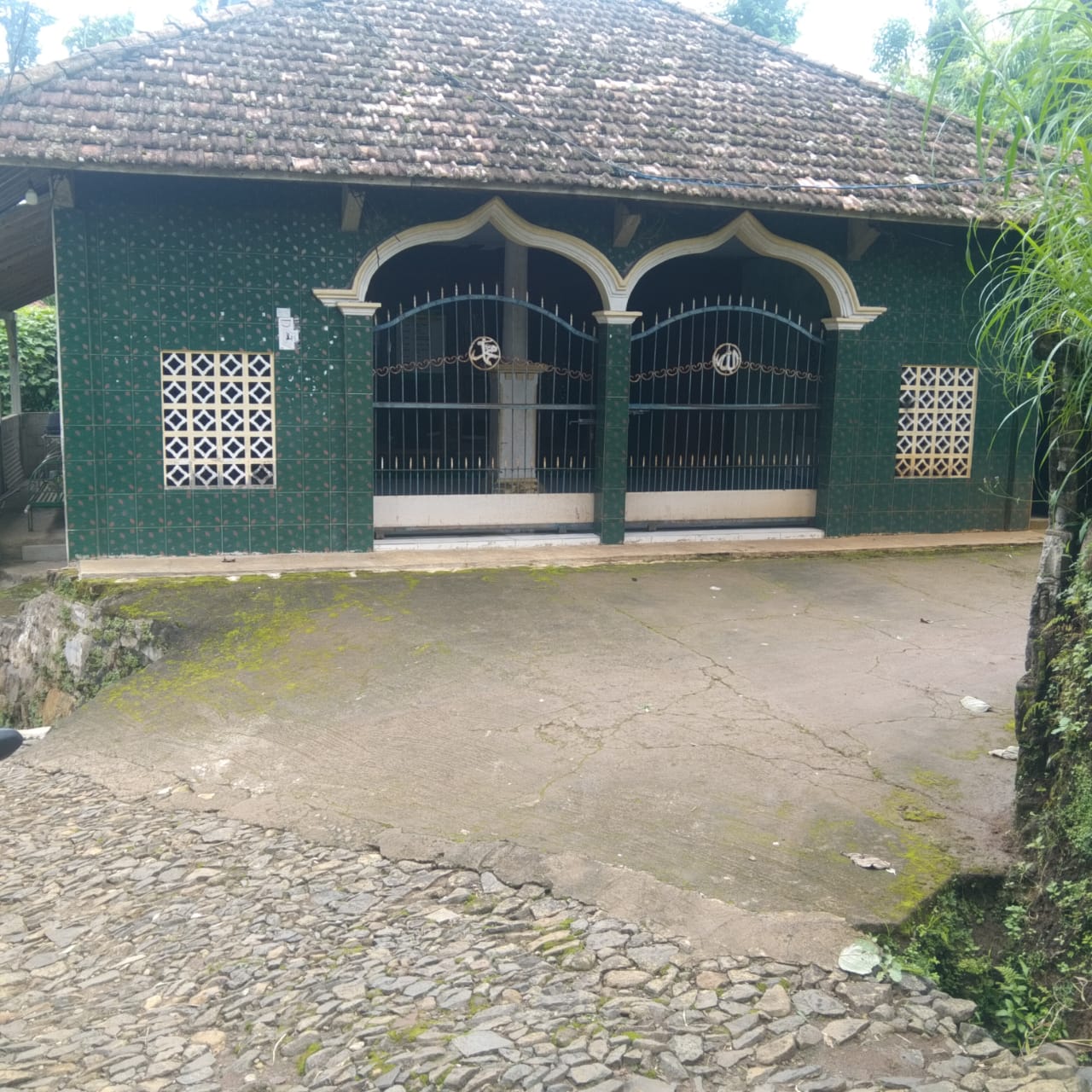 BAITUL MUTAQIN