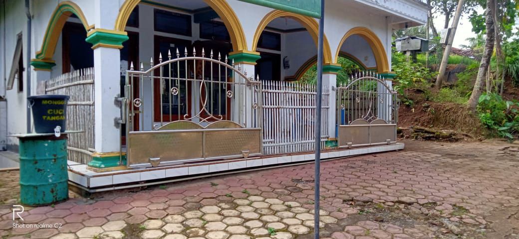AL-HIKMAH