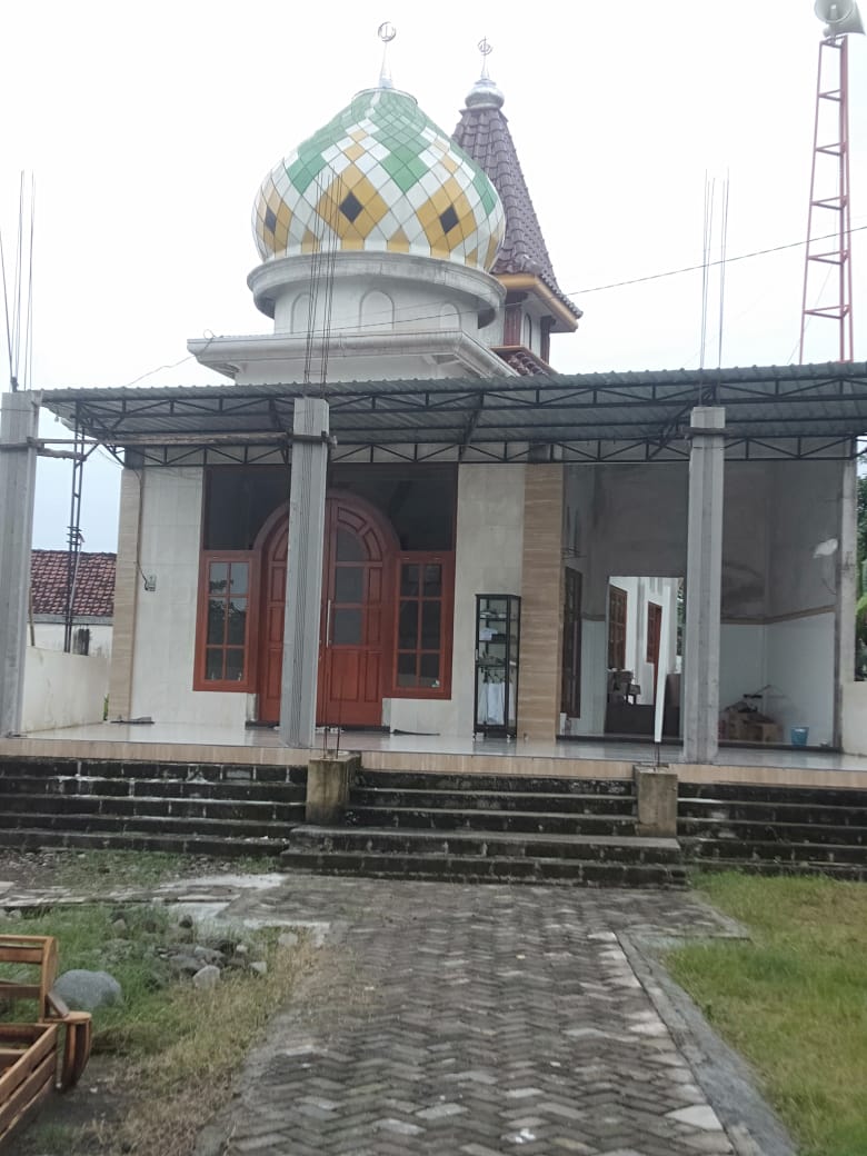 ROUDHLOTUS SHOLIHIN