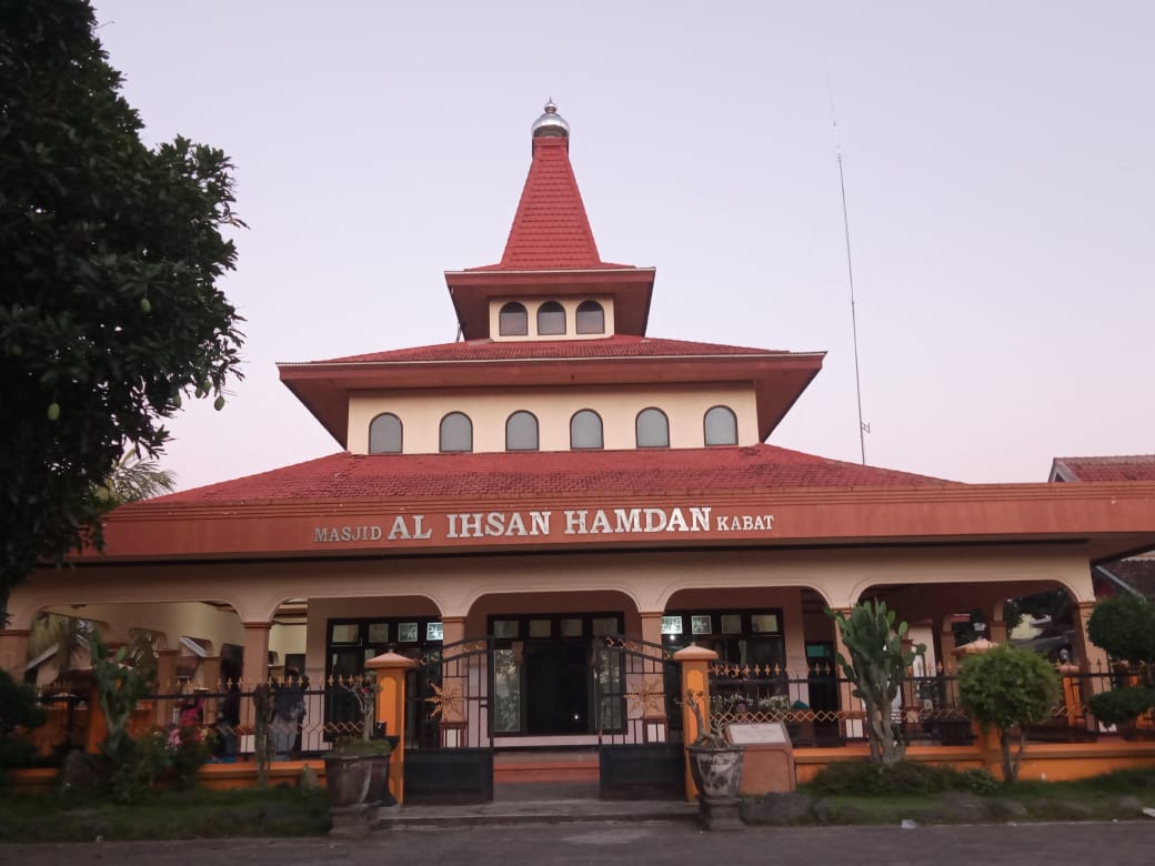 AL - IHSAN HAMDAN