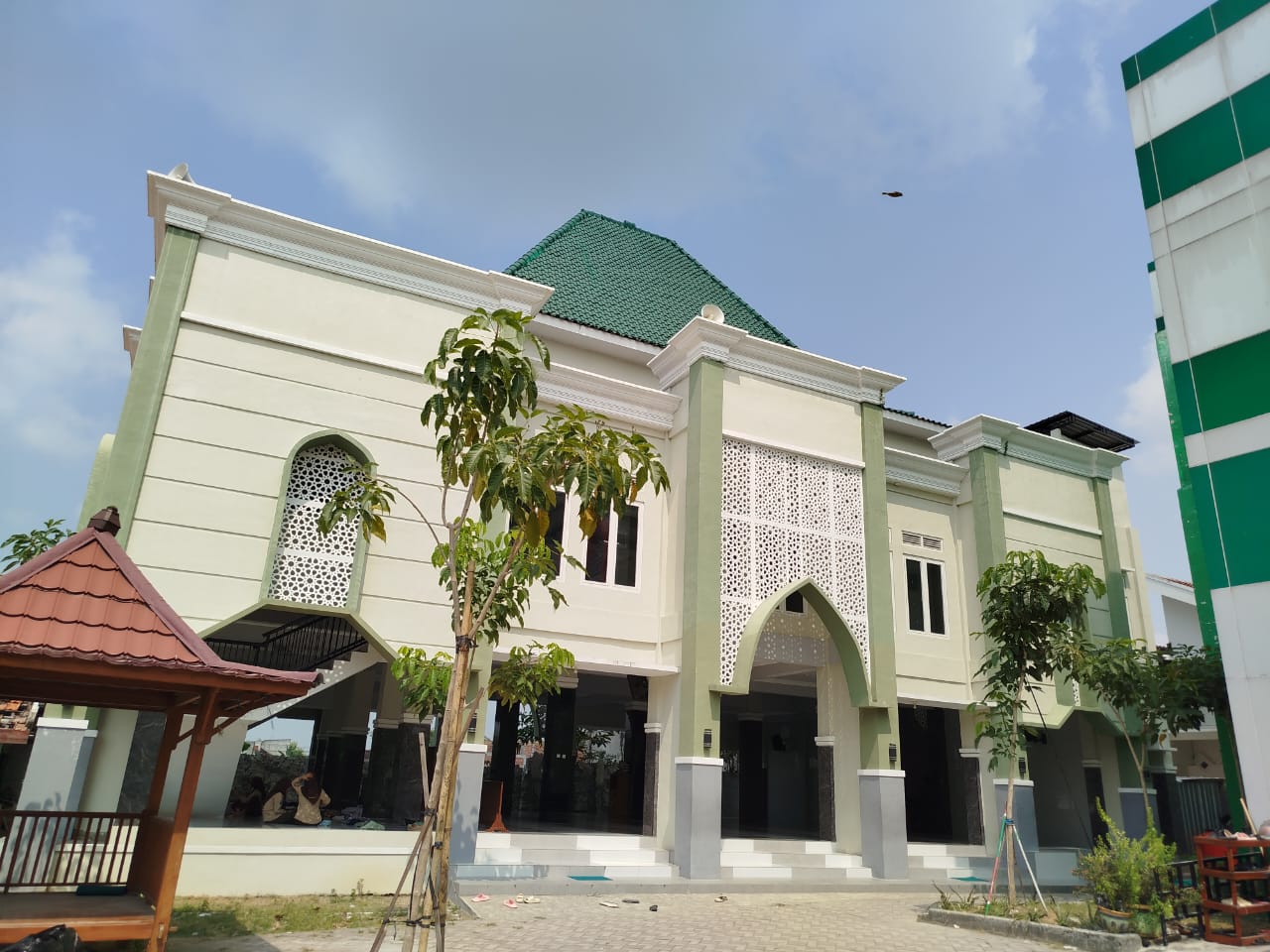 MASJID MAN 1