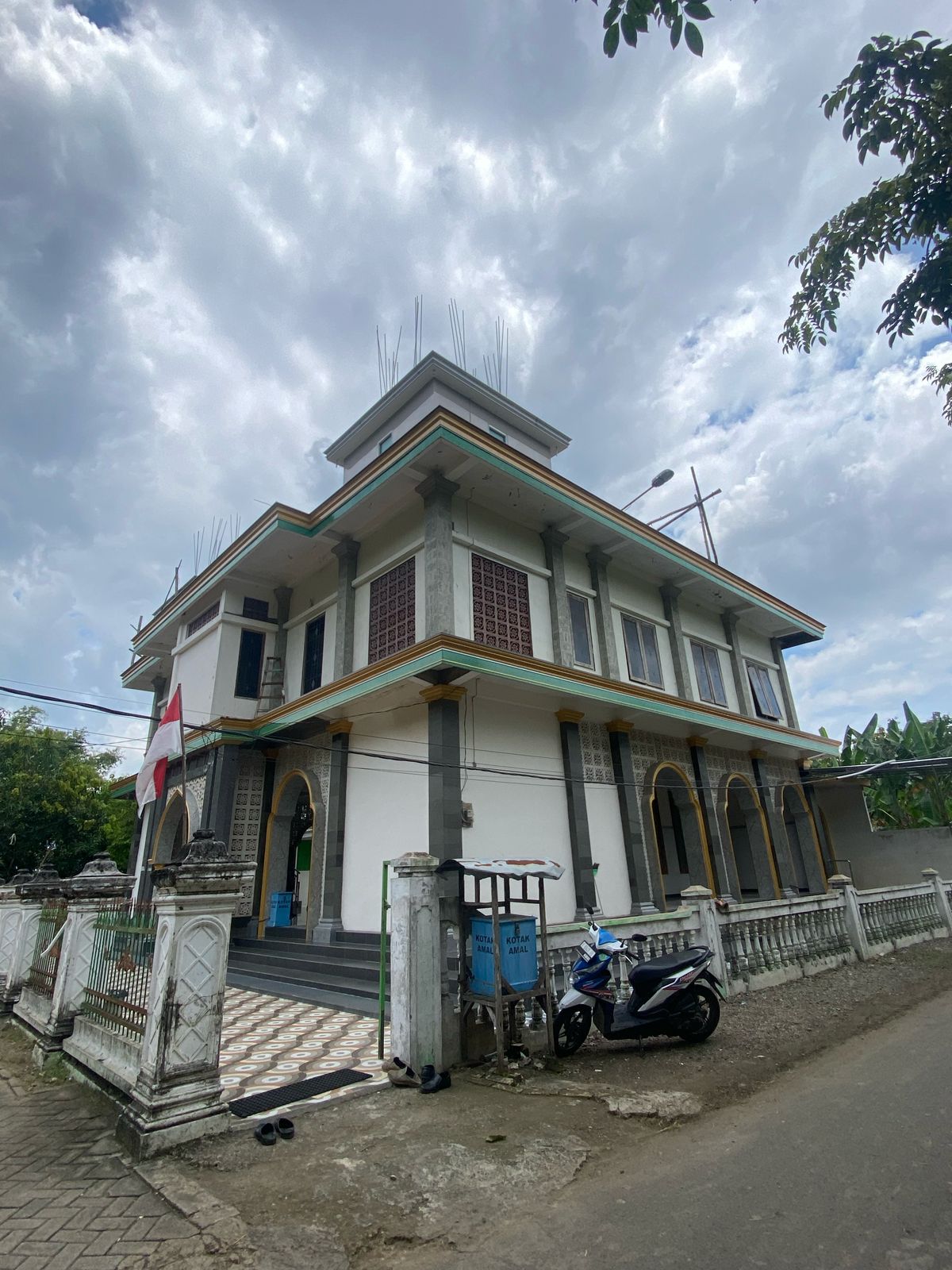 AL-ANWAR