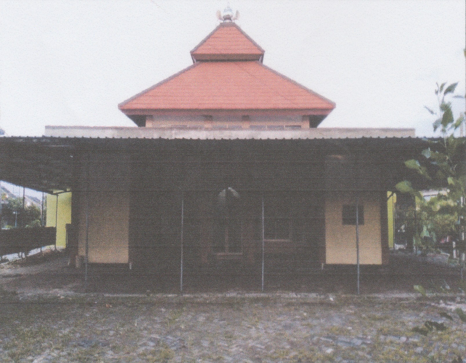 BAITUL MUSHOLLIIN