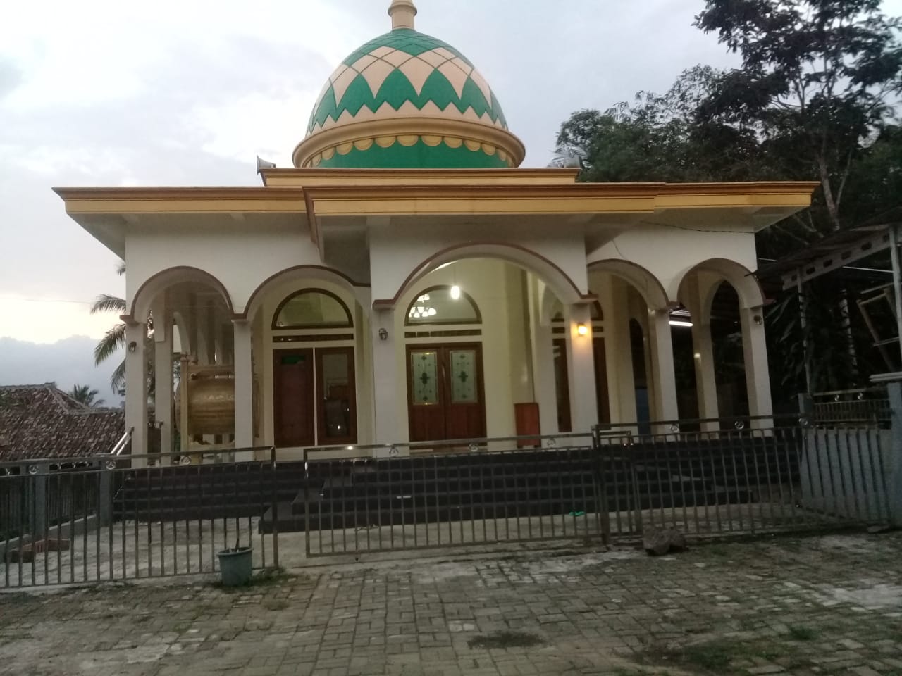 AL-JAOHAROTUNNAQIYAH